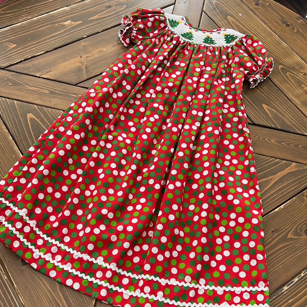 Girls smocked dress